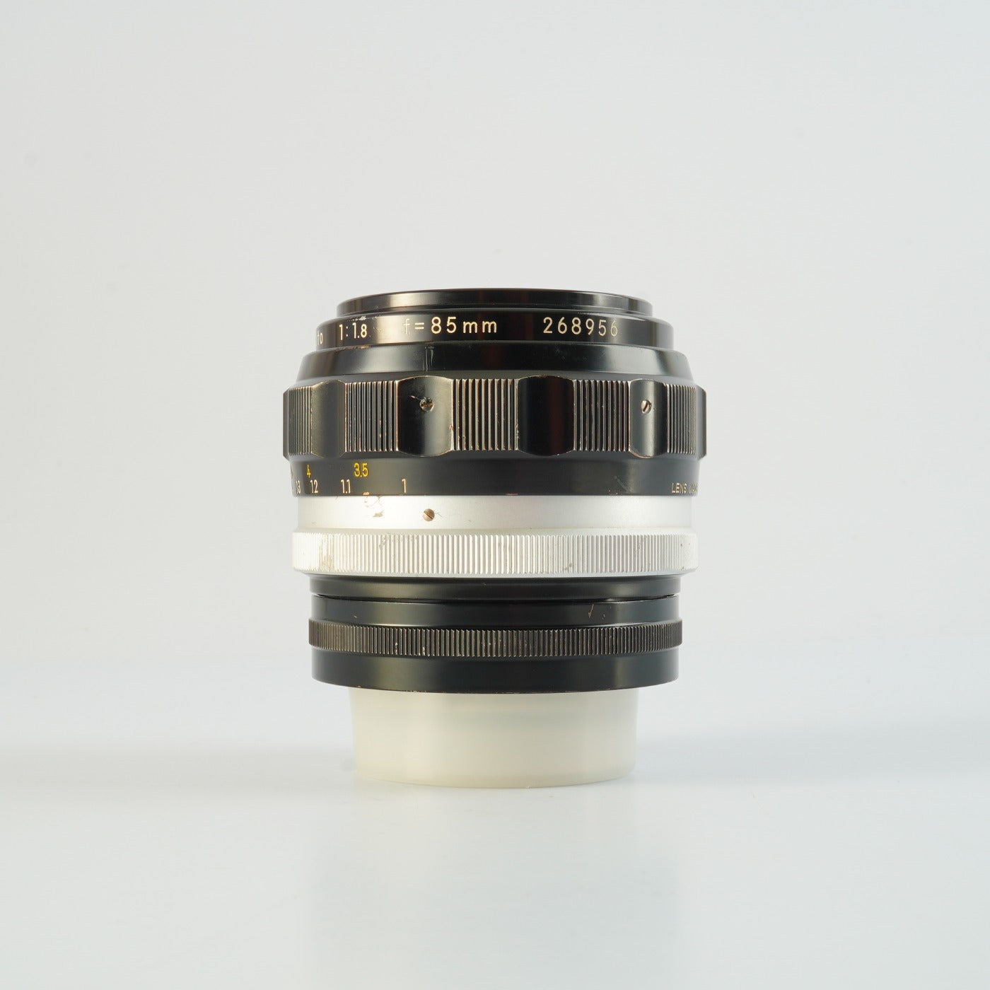 【Overhauled】 Nikon 非Ai Nikkor-H Auto 85mm F/1.8 単焦点レンズ