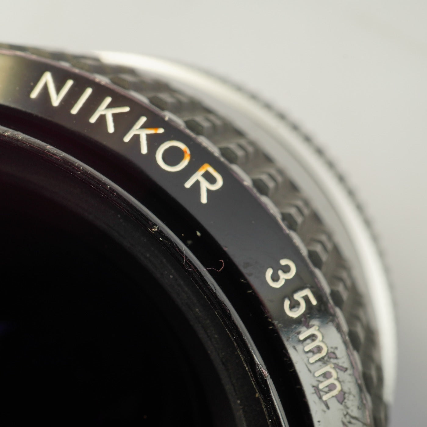 【Serviced】 Nikon Ai Nikkor 35mm F/2 単焦点レンズ