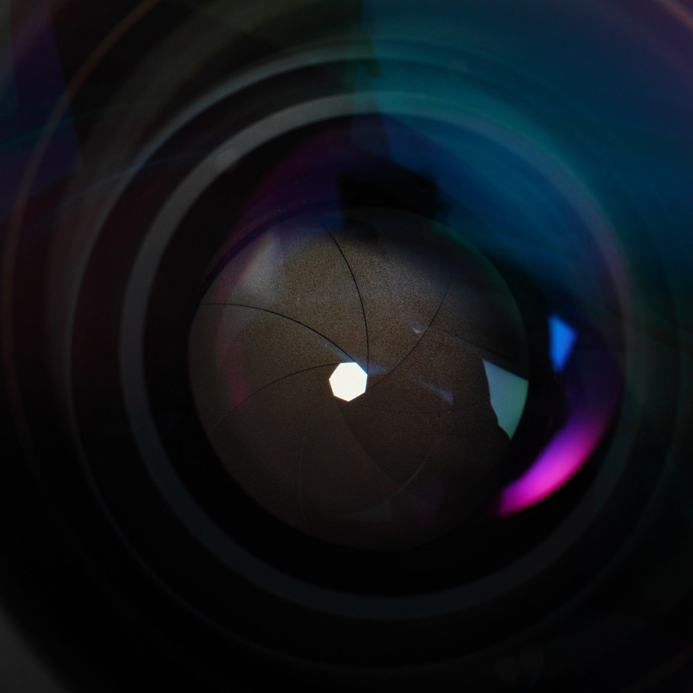 【Serviced】 Nikon Ai Nikkor 35mm F/2 単焦点レンズ