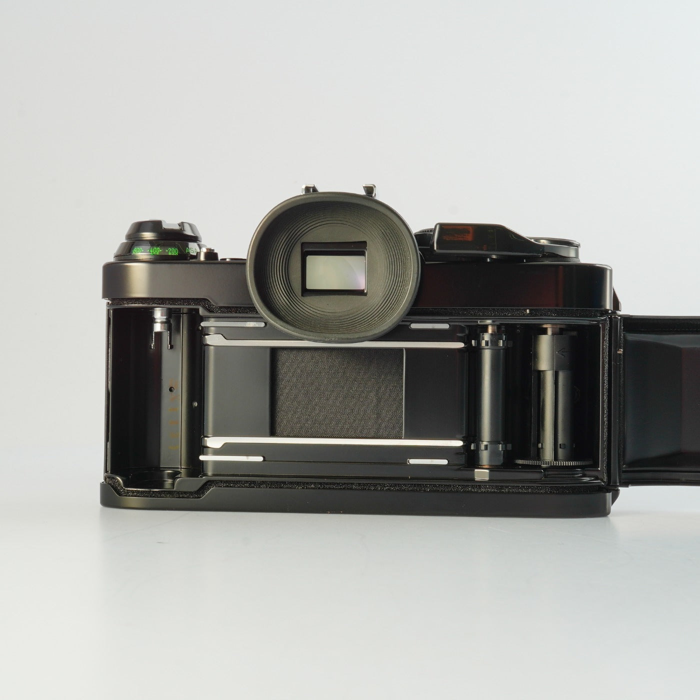【Serviced】 Canon AE-1 Program Black + RMC Tokina 35-105mm F/3.5-4.3 MF フィルム一眼レフカメラ