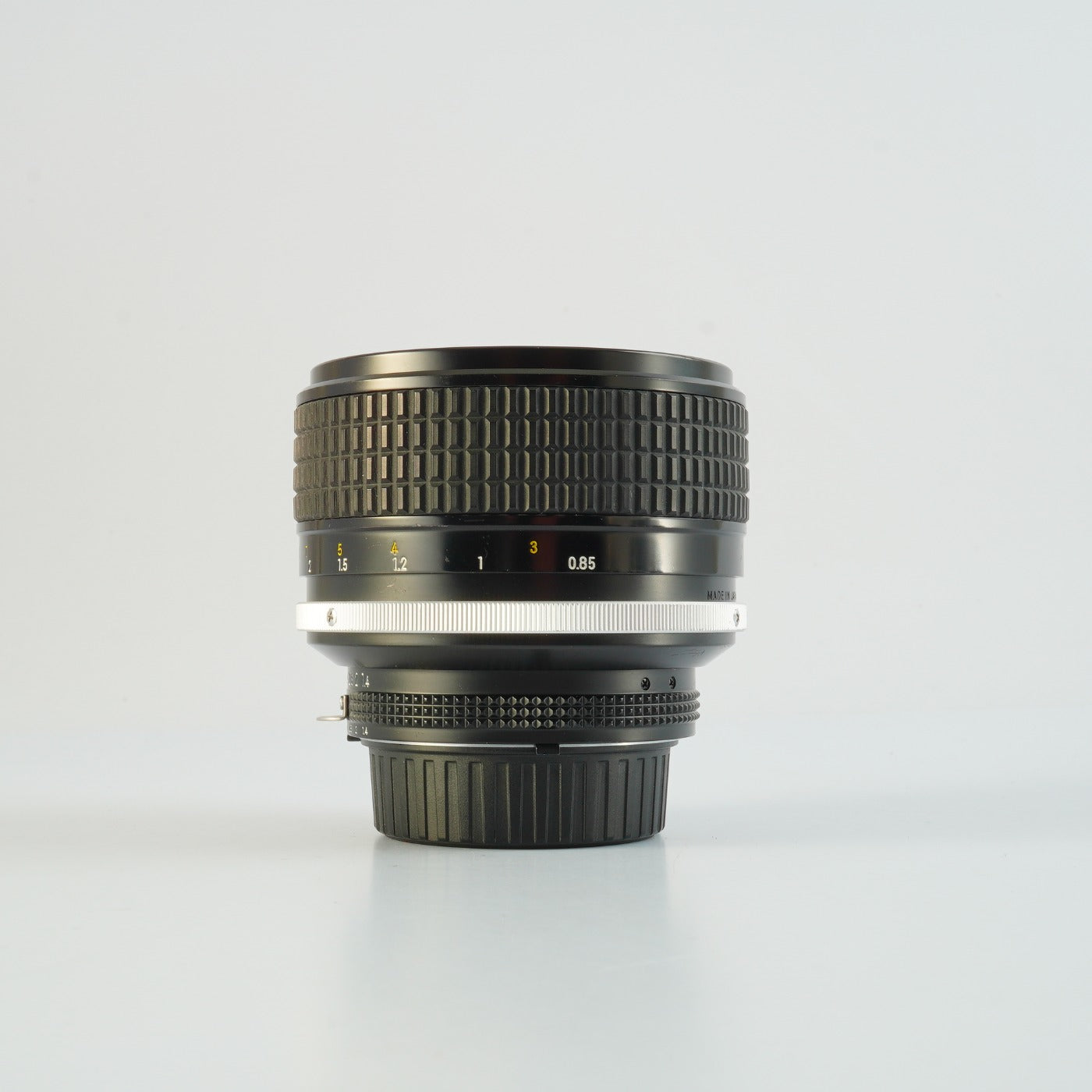 【Serviced】 Nikon Ai-S NIKKOR 85mm F/1.4 単焦点レンズ