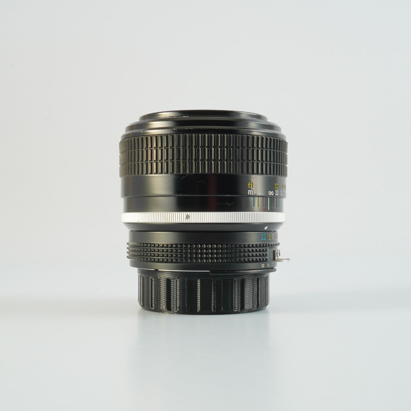 【Serviced】 Nikon Ai改 Nikkor 85mm F/1.8 単焦点レンズ