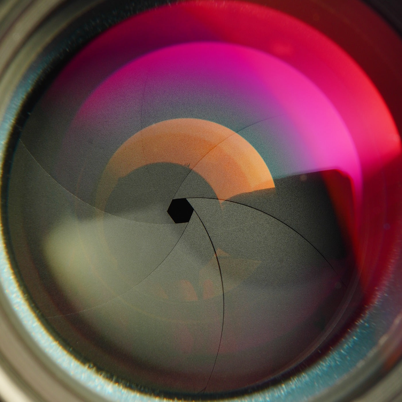 【Serviced】 Nikon Ai改 Nikkor 85mm F/1.8 単焦点レンズ