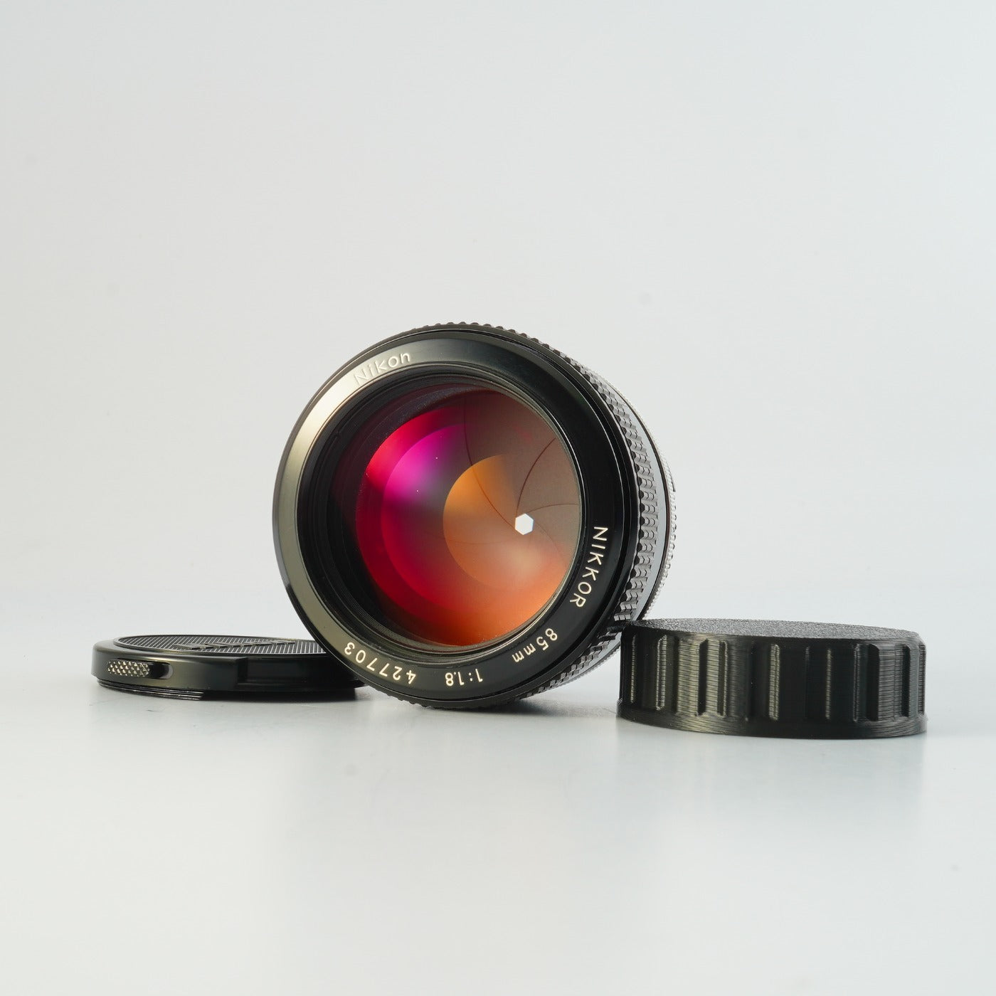 【Serviced】 Nikon Ai改 Nikkor 85mm F/1.8 単焦点レンズ