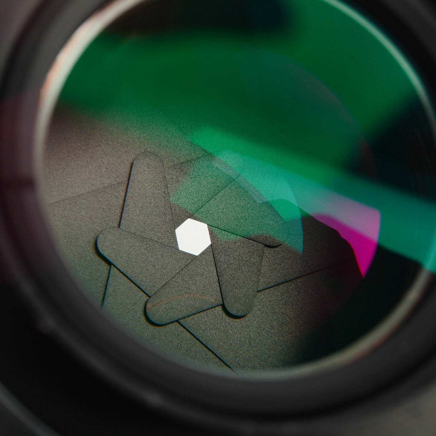 【Serviced】 Nikon Ai改 Nikkor 85mm F/1.8 単焦点レンズ