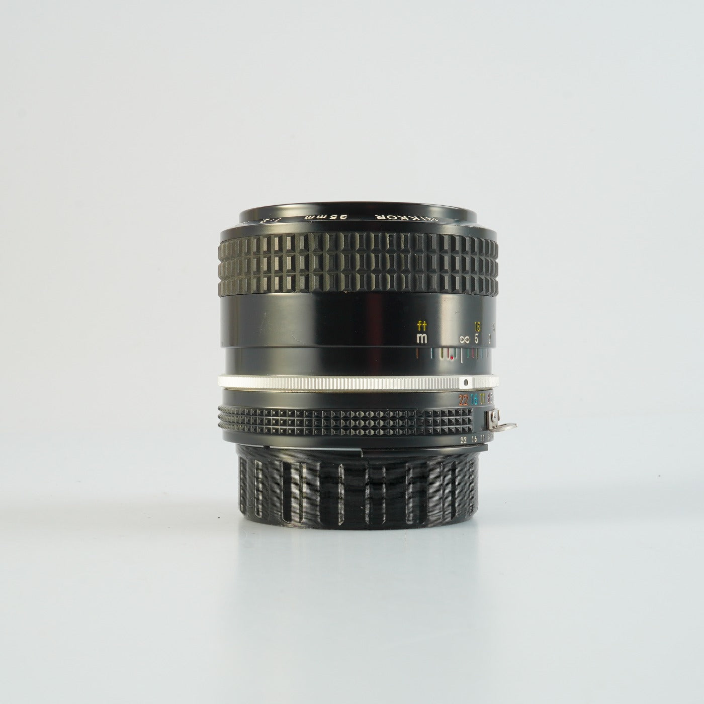 【Serviced】 Nikon Ai Nikkor 35mm F/2 単焦点レンズ