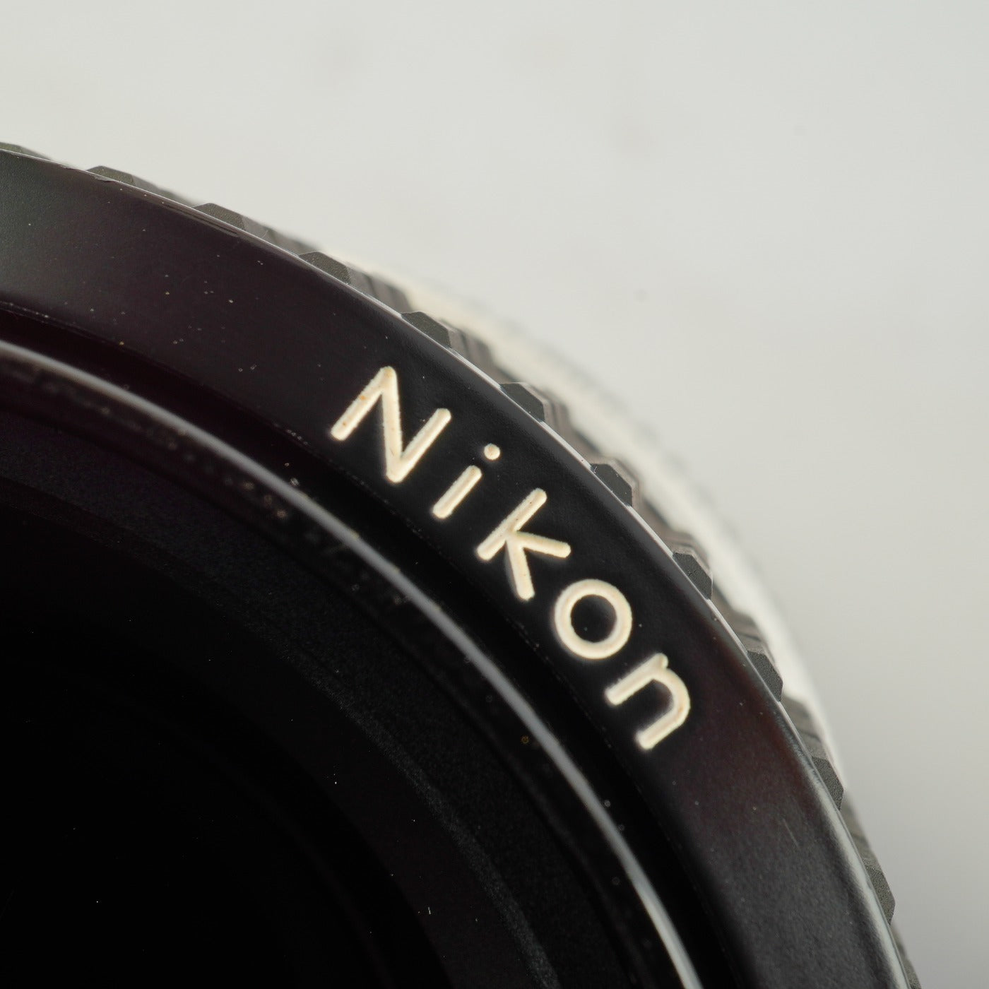 【Serviced】 Nikon Ai Nikkor 35mm F/2 単焦点レンズ