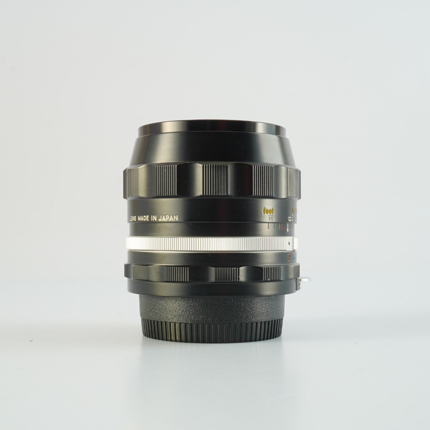 【Serviced】 Nikon 非Ai Nikkor-N.C Auto 28mm F/2 単焦点レンズ