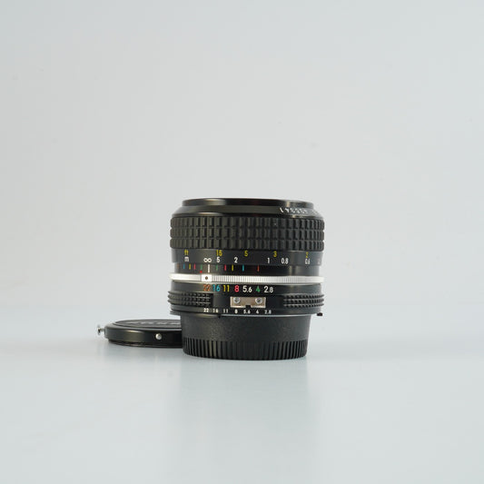 Nikon Ai Nikkor 28mm F/2.8 Prime Lens