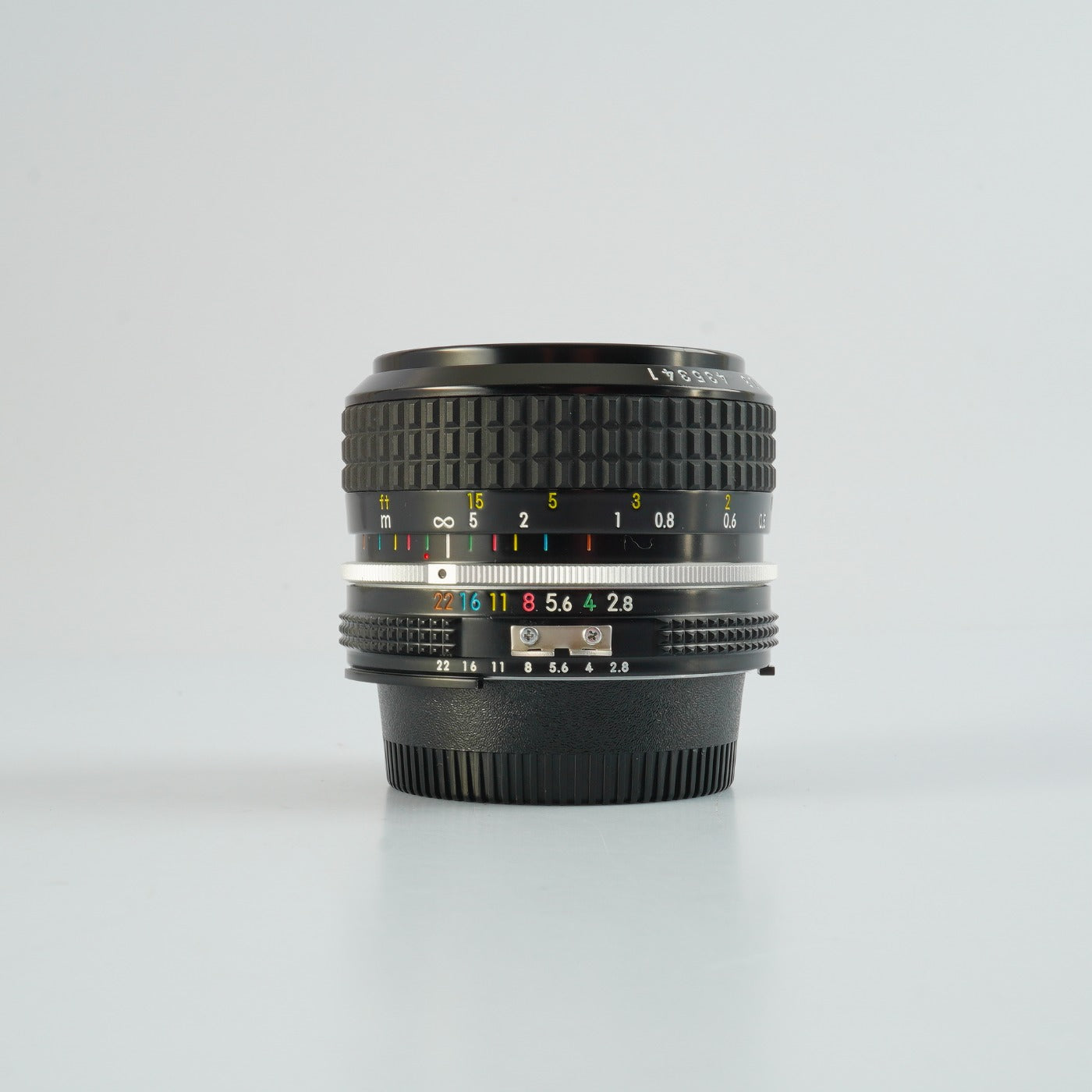 Nikon Ai Nikkor 28mm F/2.8 単焦点レンズ