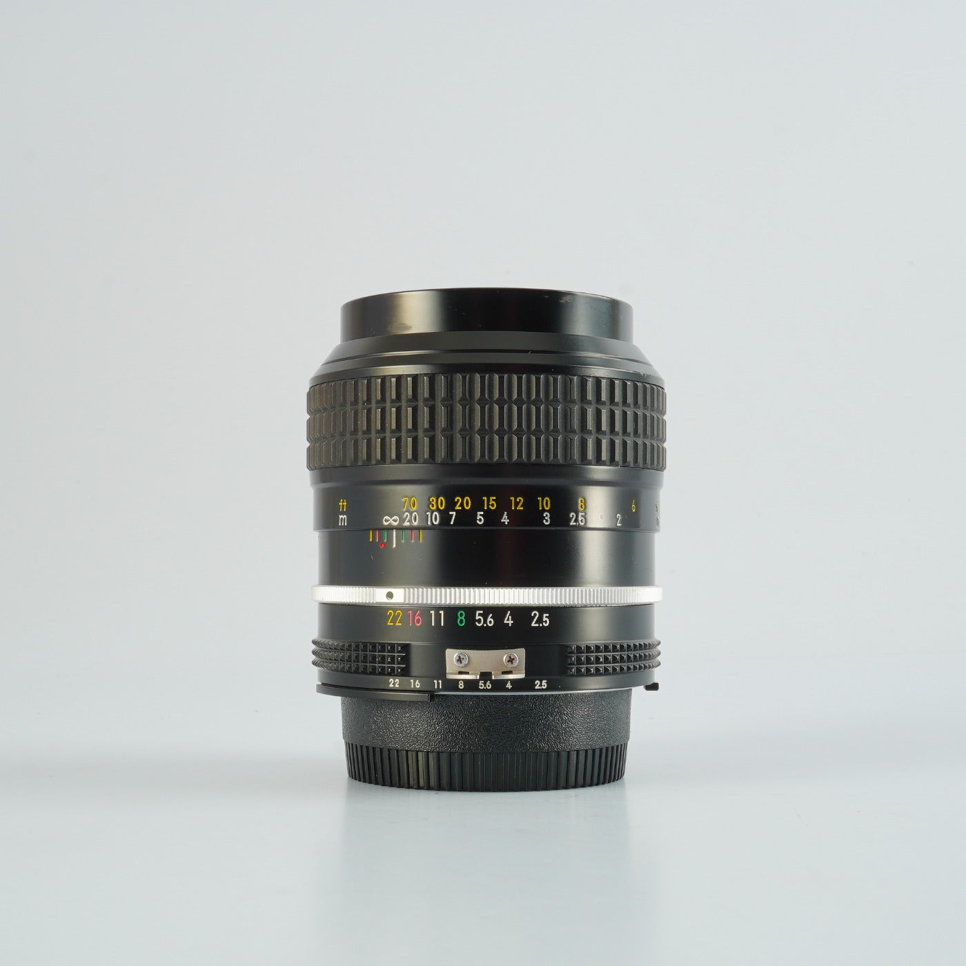【Serviced】 Nikon Ai NIKKOR 105mm F/2.5 単焦点レンズ