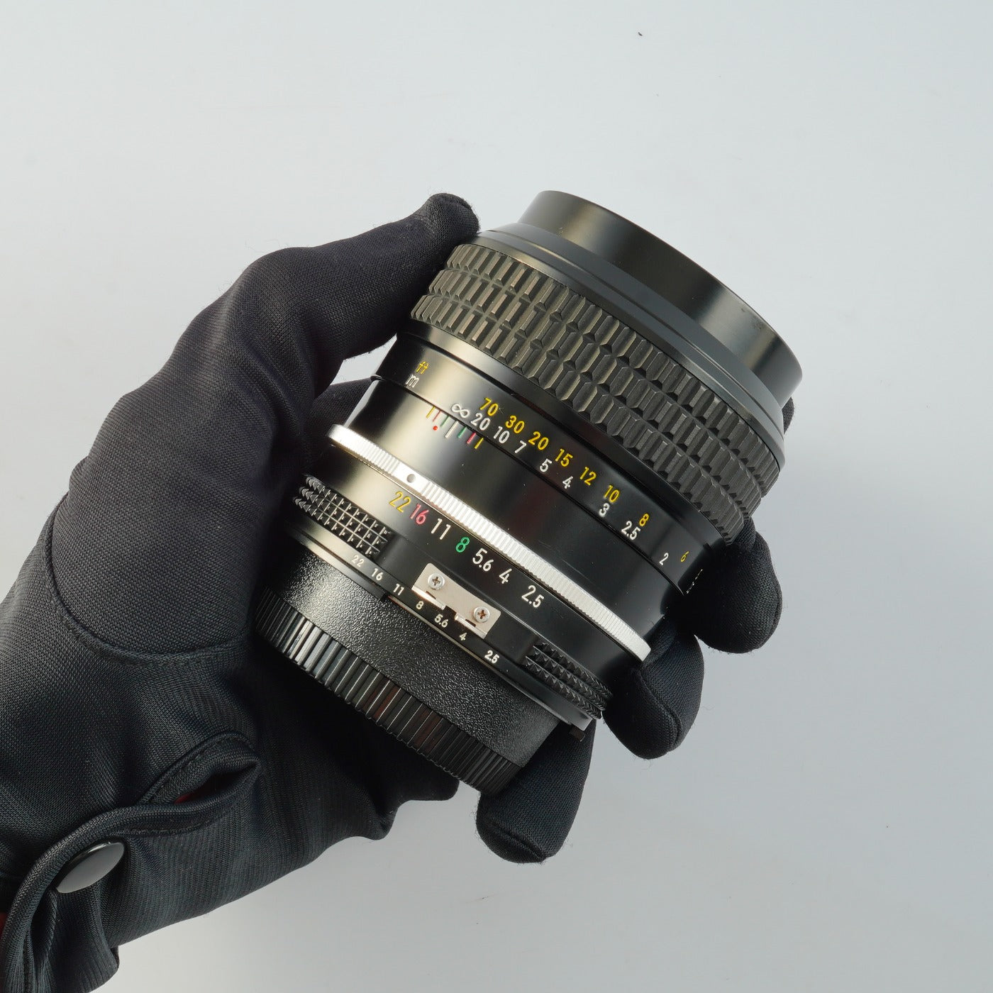 【Serviced】 Nikon Ai NIKKOR 105mm F/2.5 単焦点レンズ