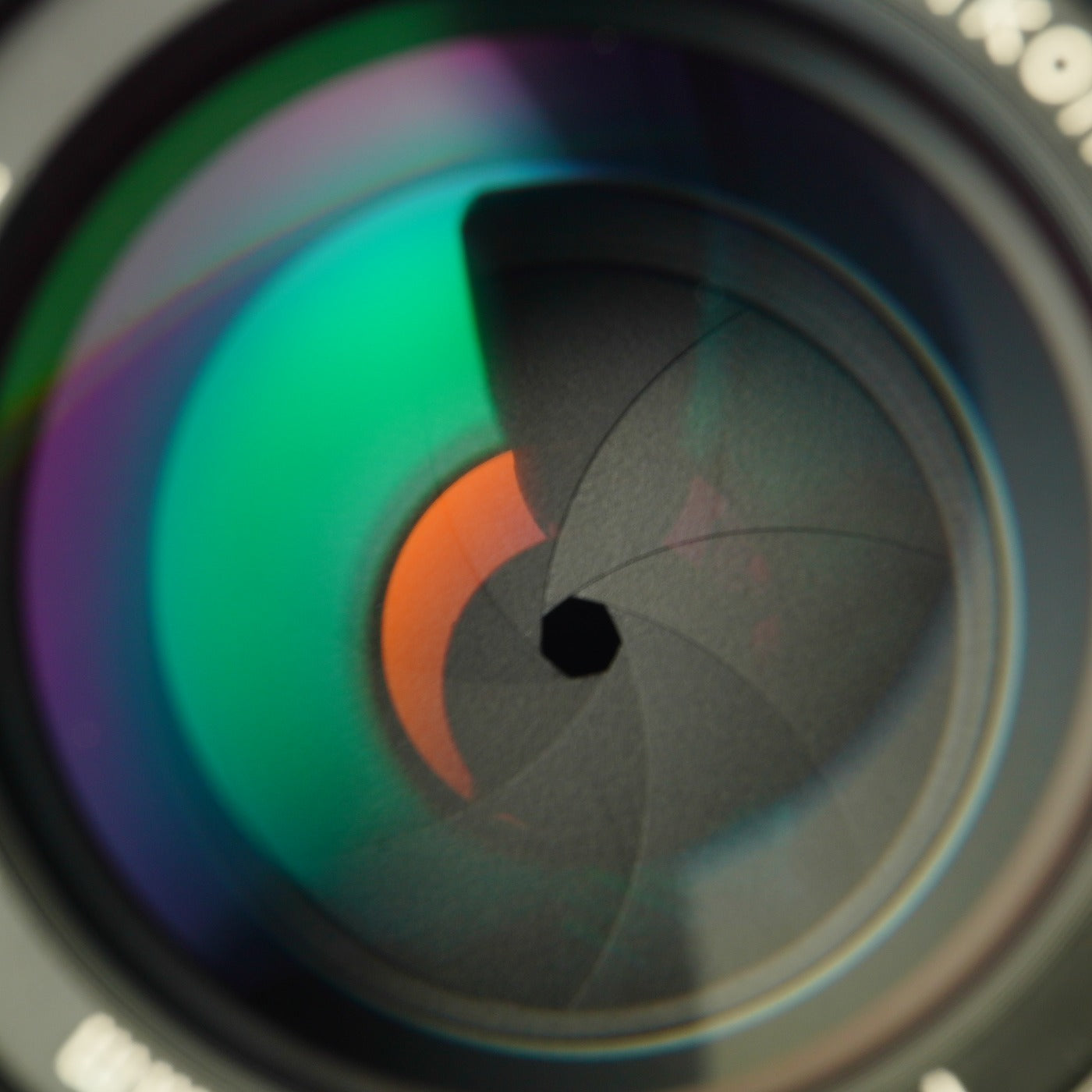 【Serviced】 Nikon Ai NIKKOR 105mm F/2.5 単焦点レンズ