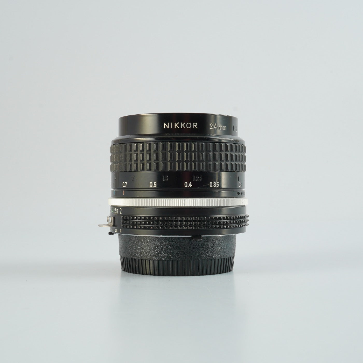 【Serviced】 Nikon Ai NIKKOR 24mm F/2 単焦点レンズ