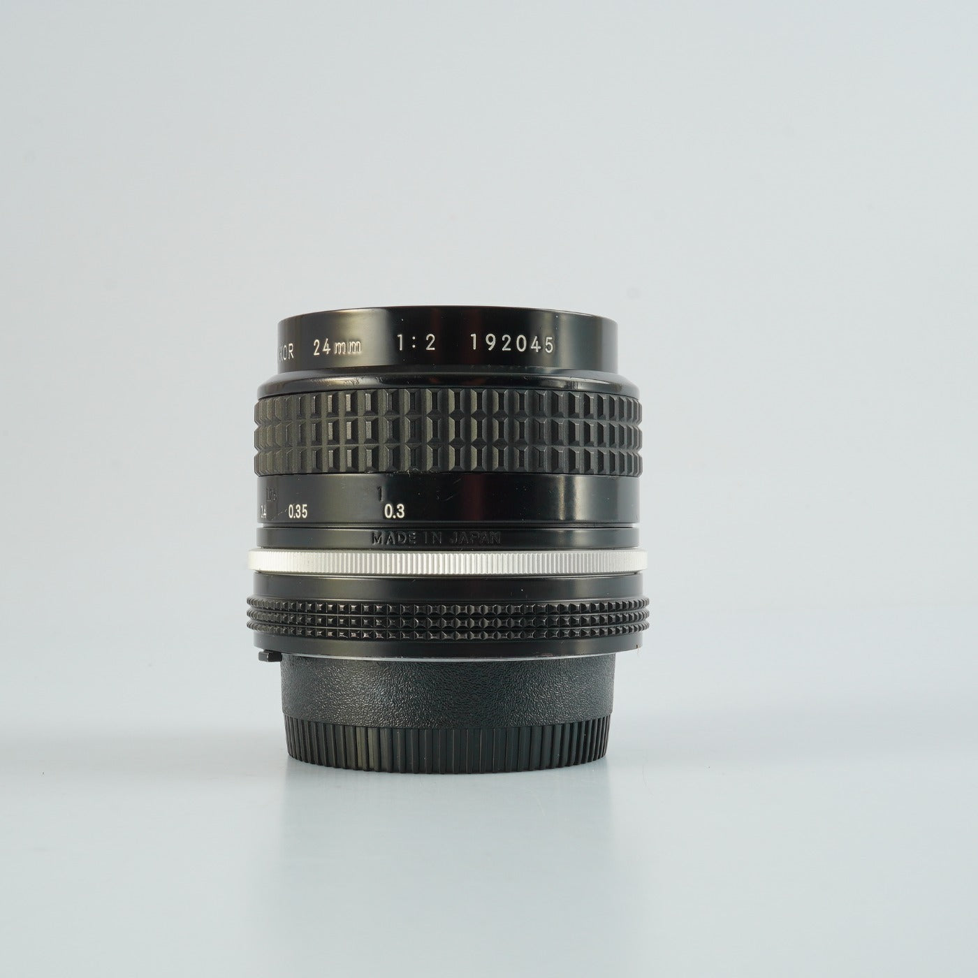 【Serviced】 Nikon Ai NIKKOR 24mm F/2 単焦点レンズ