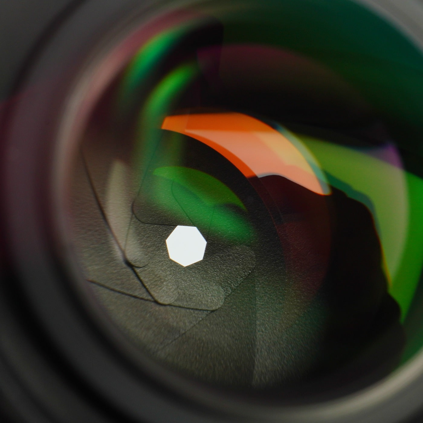 【Serviced】 Nikon Ai NIKKOR 24mm F/2 単焦点レンズ
