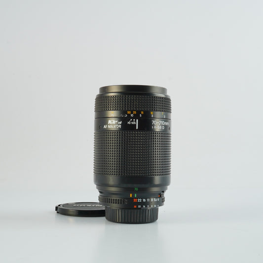 Nikon AF NIKKOR 70-210mm F/4-5.6 D Zoom Lens