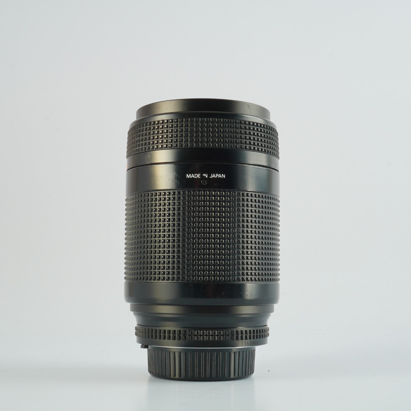 Nikon AF NIKKOR 70-210mm F/4-5.6 D ズームレンズ