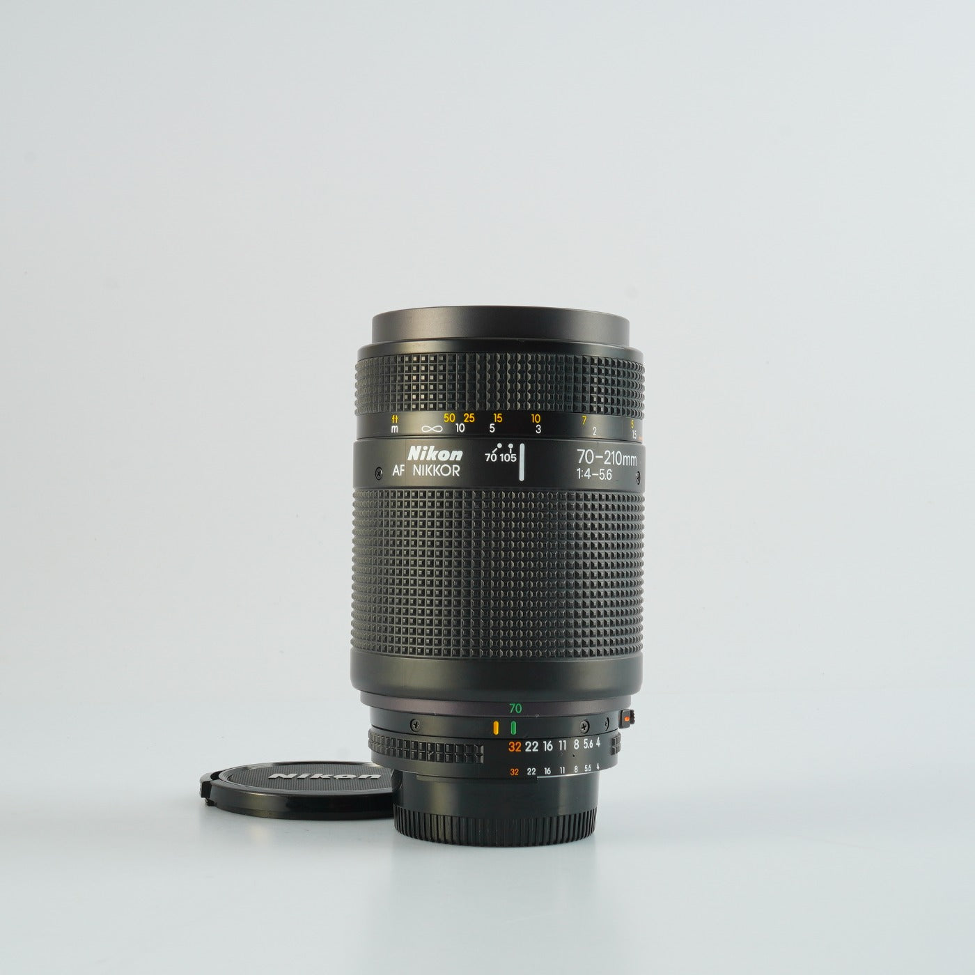 Nikon AF NIKKOR 70-210mm F/4-5.6 ズームレンズ