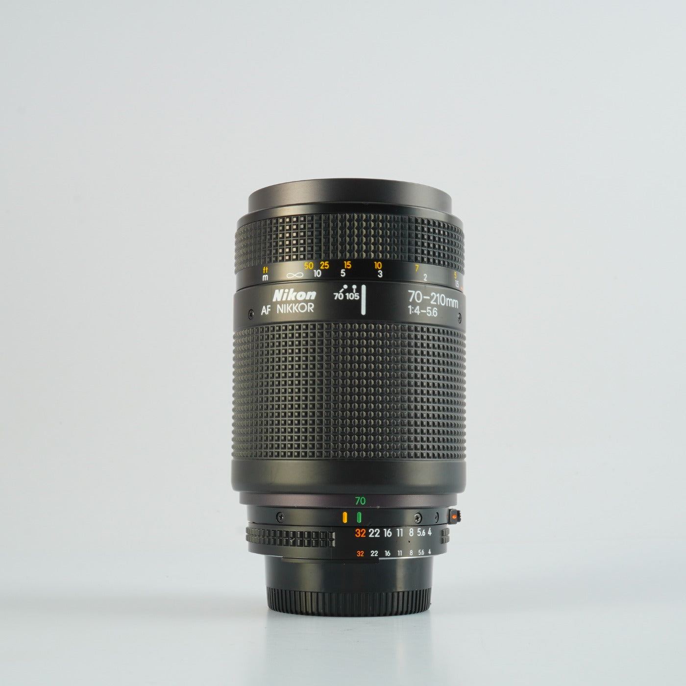 Nikon AF NIKKOR 70-210mm F/4-5.6 ズームレンズ
