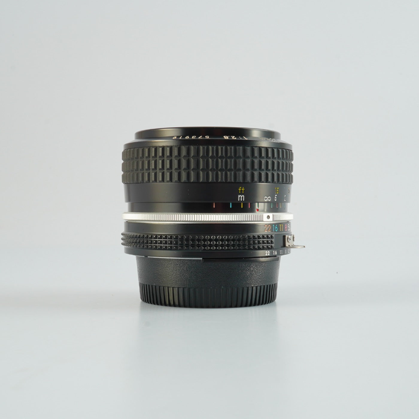 Nikon Ai Nikkor 28mm F/2.8 単焦点レンズ