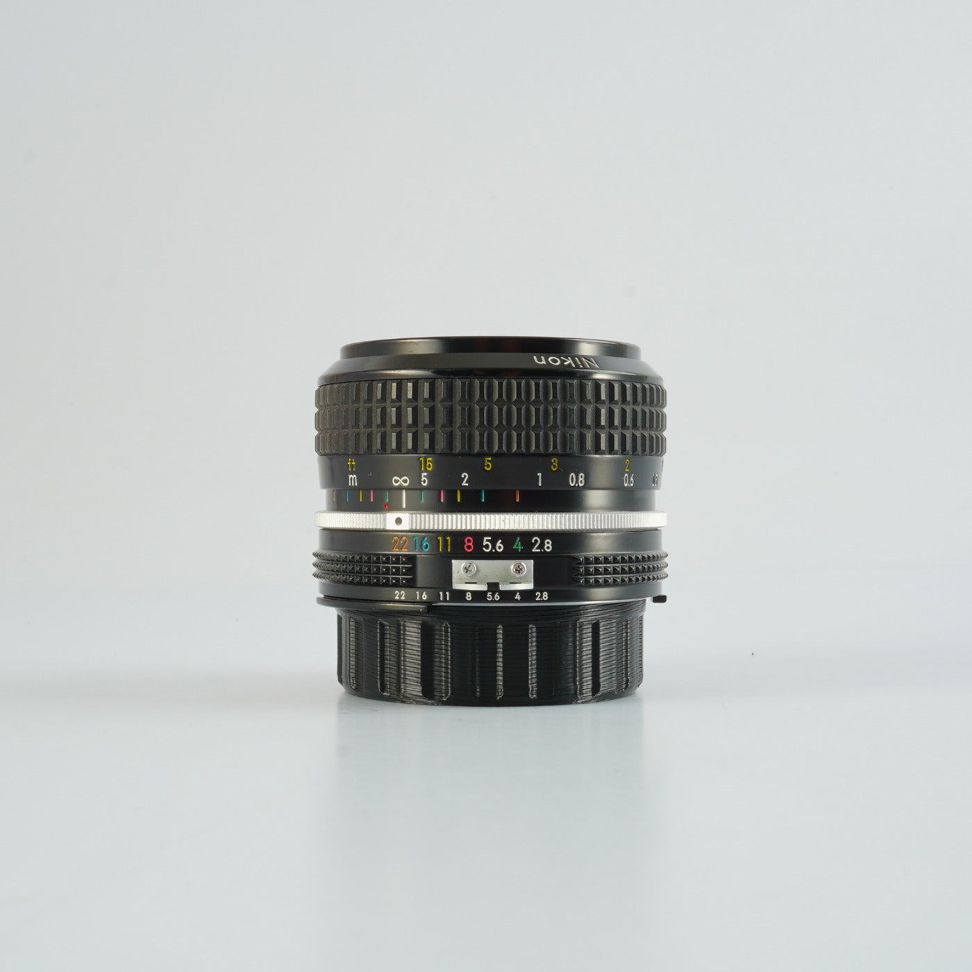 Nikon Ai Nikkor 28mm F/2.8 単焦点レンズ