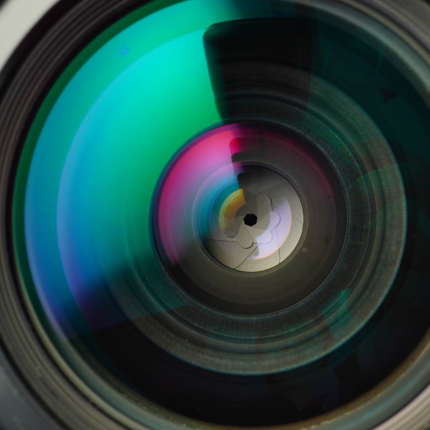 【Overhauled】 Nikon Ai Nikkor 28mm F/2.8 単焦点レンズ