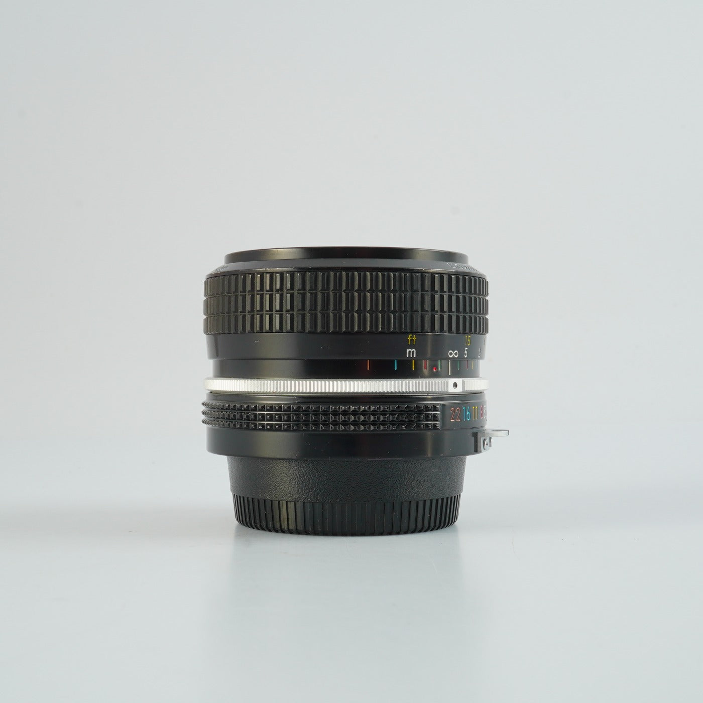 Nikon 非Ai NIKKOR 28mm F/3.5 単焦点レンズ