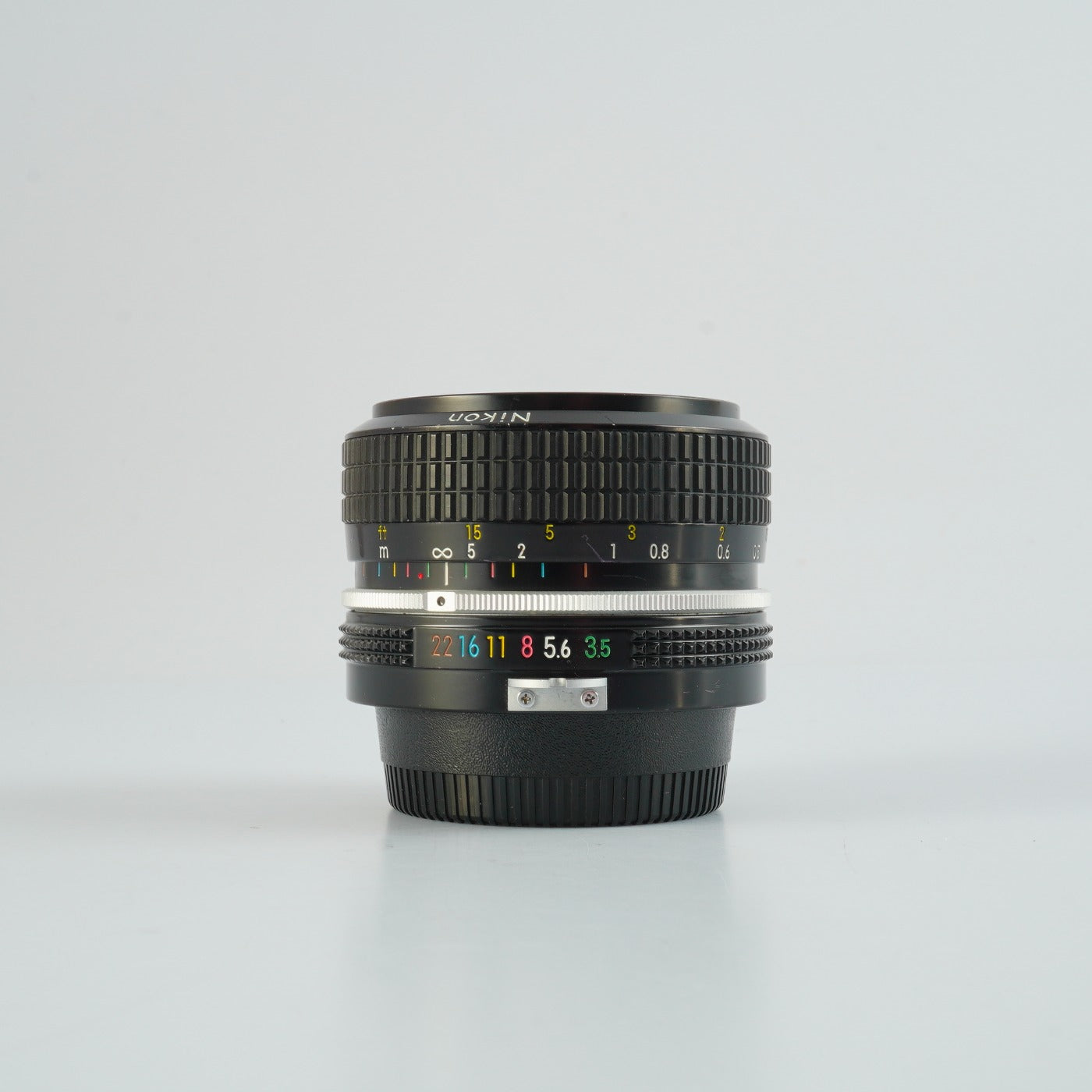 Nikon 非Ai NIKKOR 28mm F/3.5 単焦点レンズ