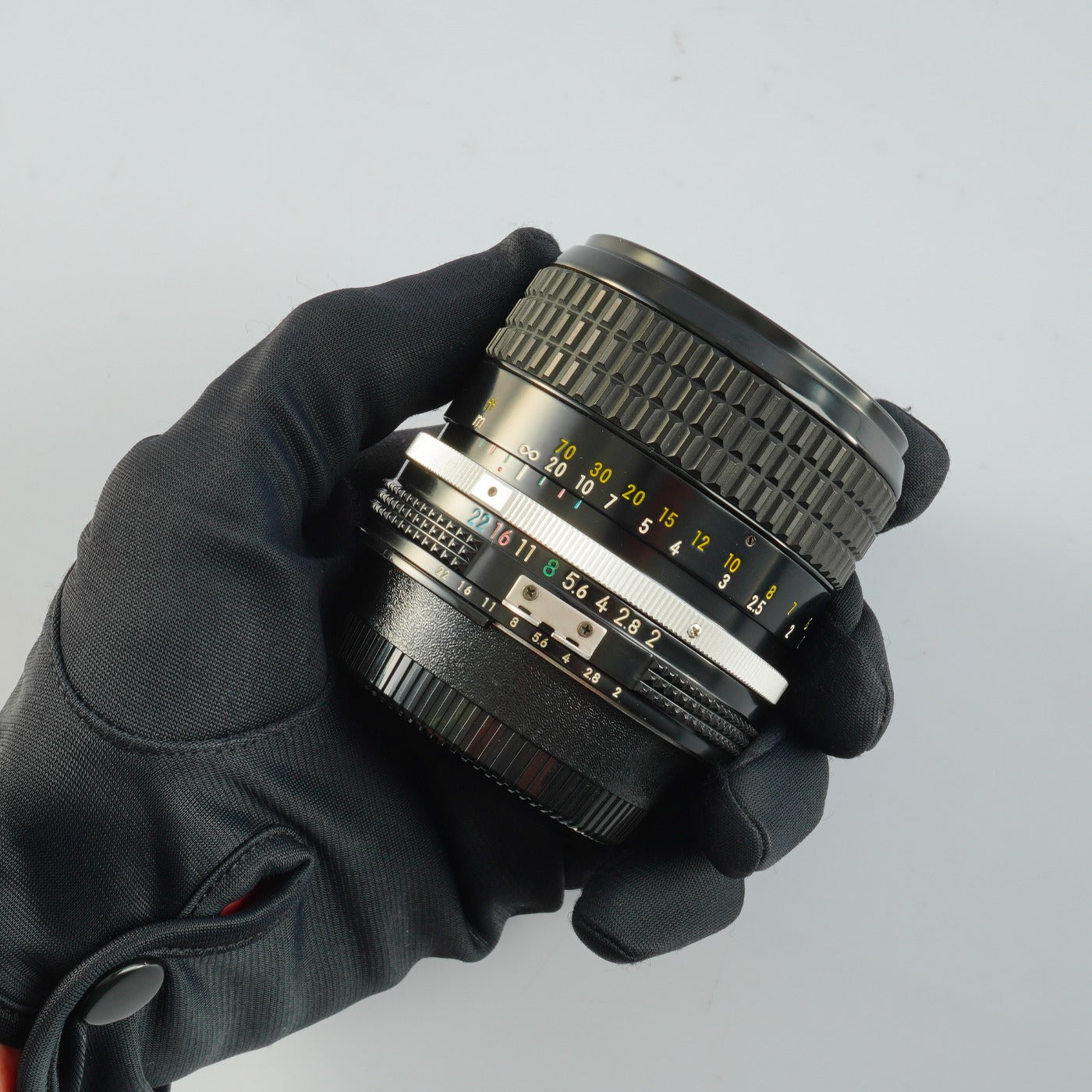 【Serviced】 Nikon Ai NIKKOR 85mm F/2 単焦点レンズ