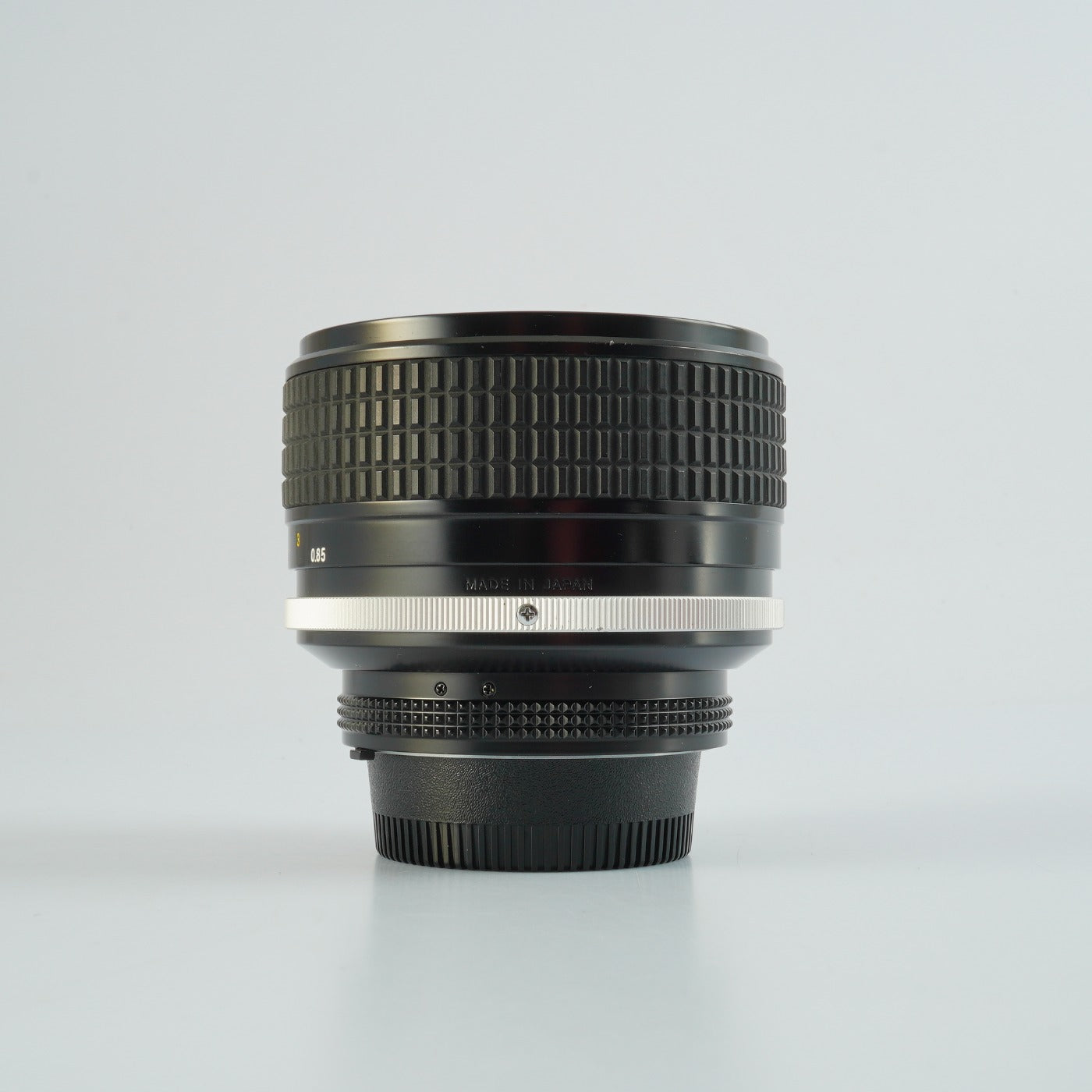【Serviced】 Nikon Ai-S NIKKOR 85mm F/1.4 単焦点レンズ