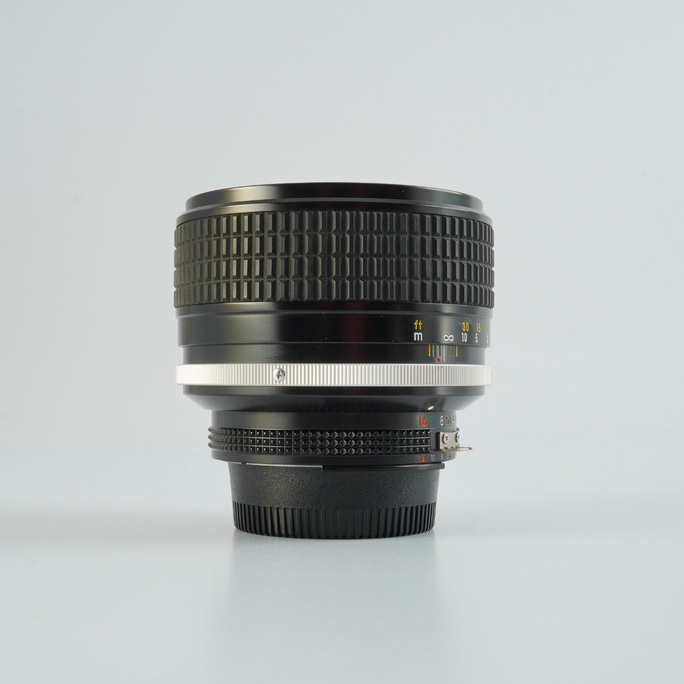 【Serviced】 Nikon Ai-S NIKKOR 85mm F/1.4 単焦点レンズ