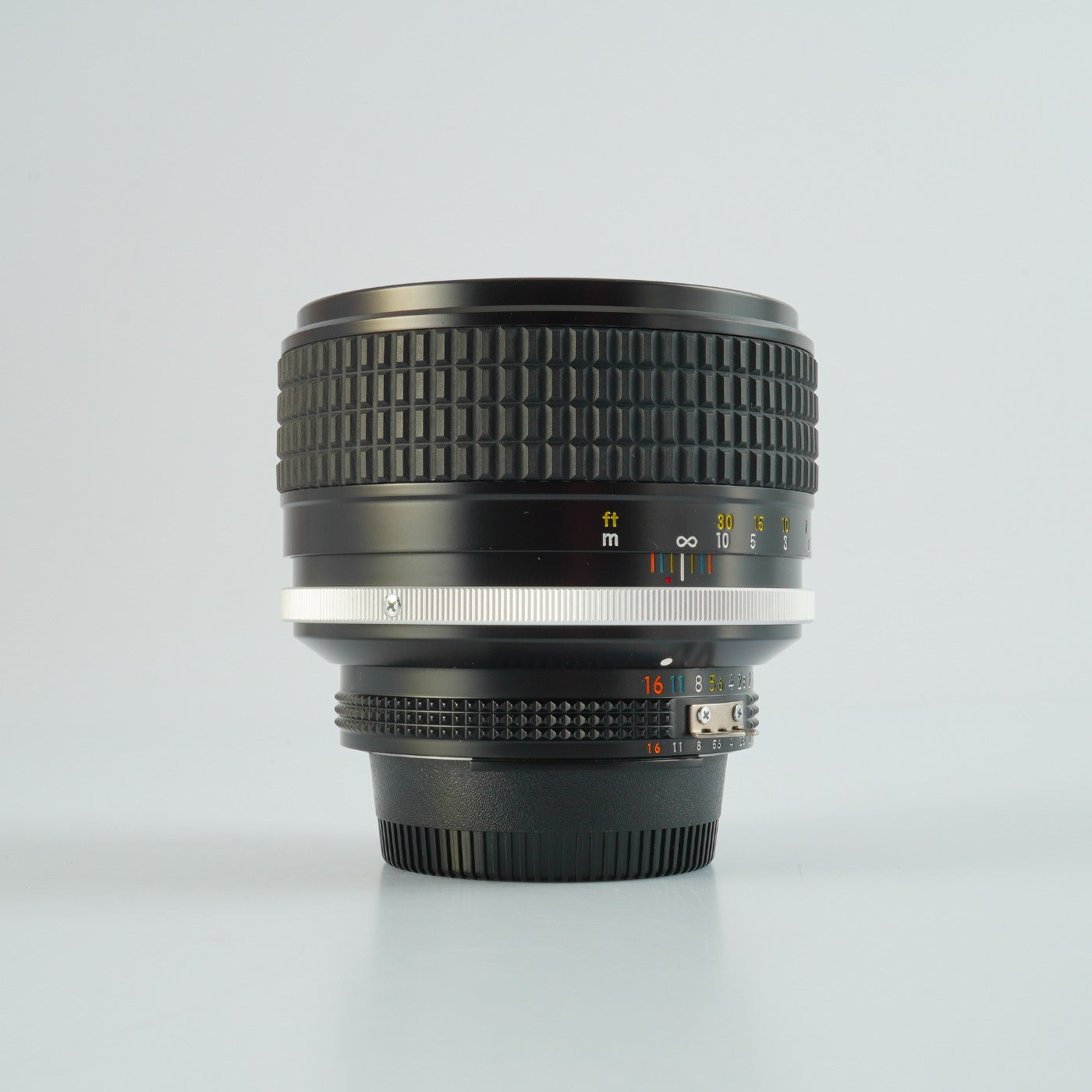【Serviced】 Nikon Ai-S NIKKOR 85mm F/1.4 単焦点レンズ