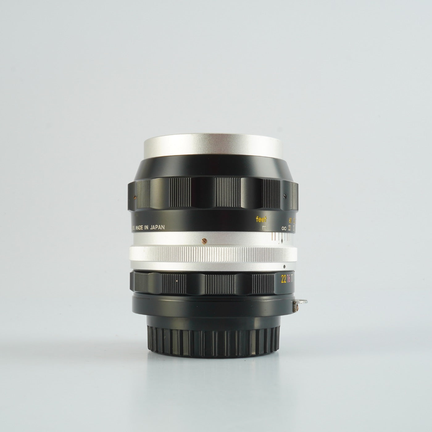 【Serviced】 Nikon 非Ai NIKKOR-P Auto 105mm F/2.5 単焦点レンズ