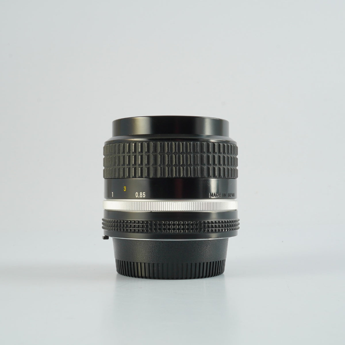 【Serviced】 Nikon Ai-S NIKKOR 85mm F/2 単焦点レンズ