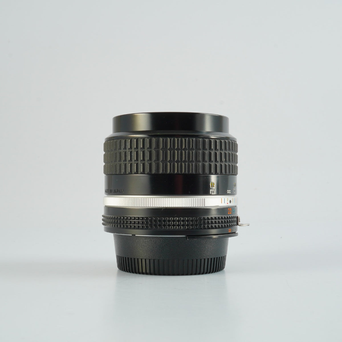 【Serviced】 Nikon Ai-S NIKKOR 85mm F/2 単焦点レンズ