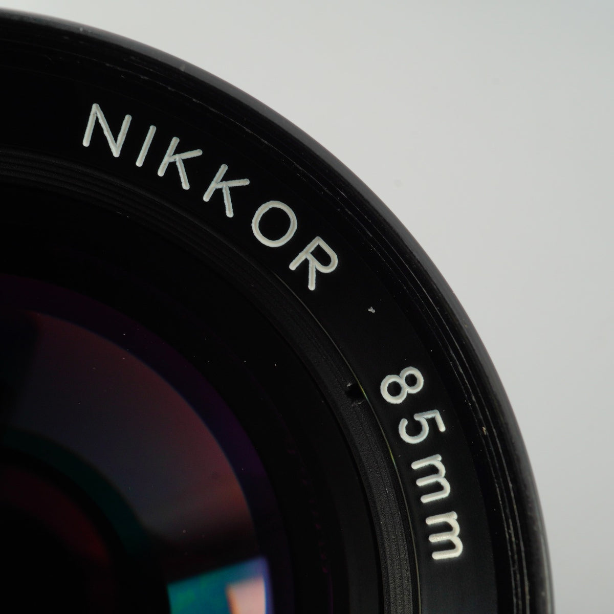 【Serviced】 Nikon Ai-S NIKKOR 85mm F/2 単焦点レンズ