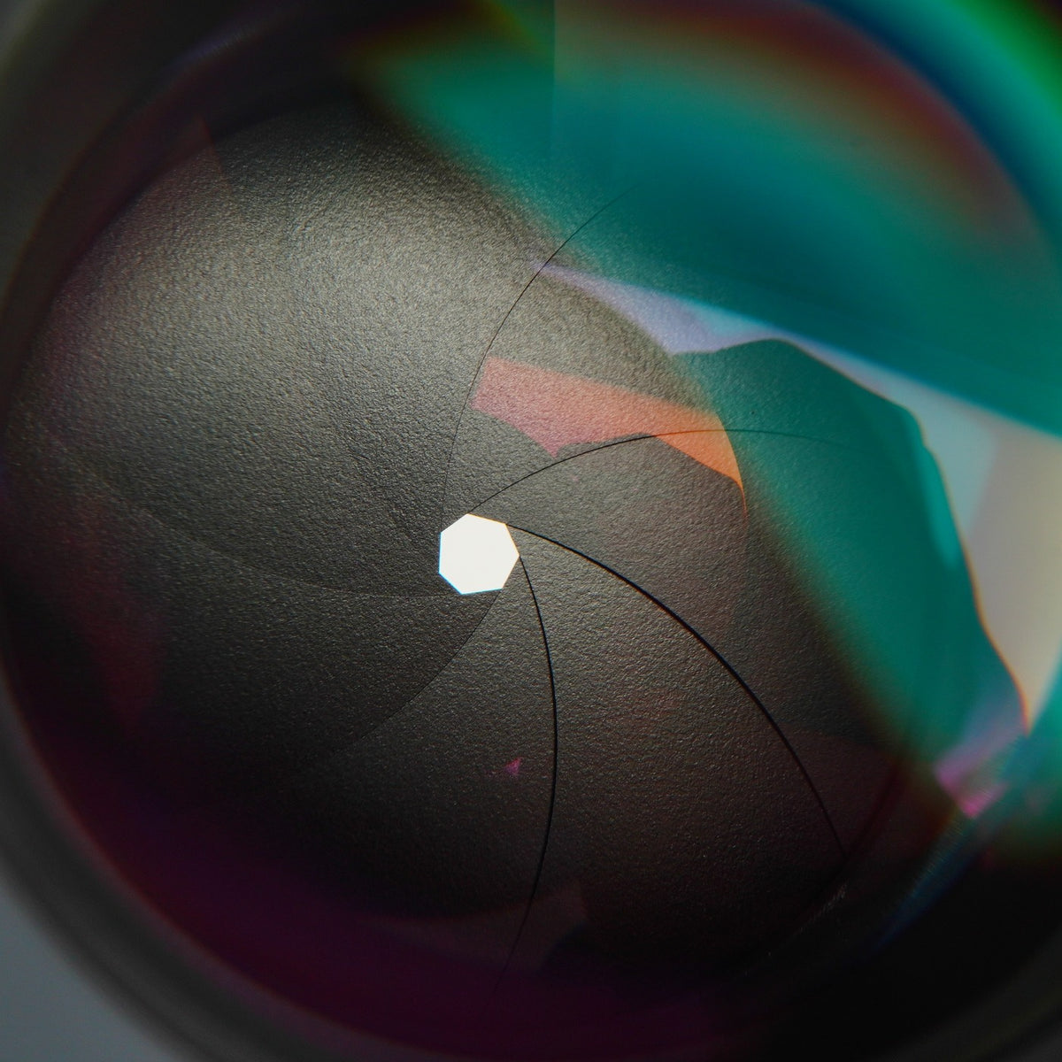 【Serviced】 Nikon Ai-S NIKKOR 85mm F/2 単焦点レンズ