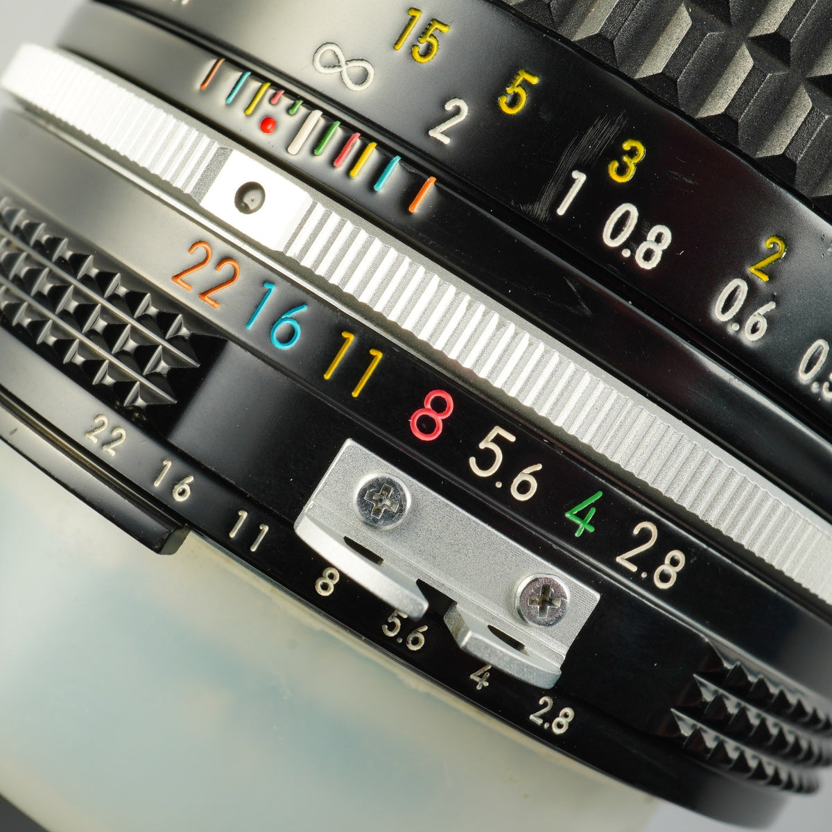 Nikon Ai NIKKOR 35mm F/2.8 単焦点レンズ
