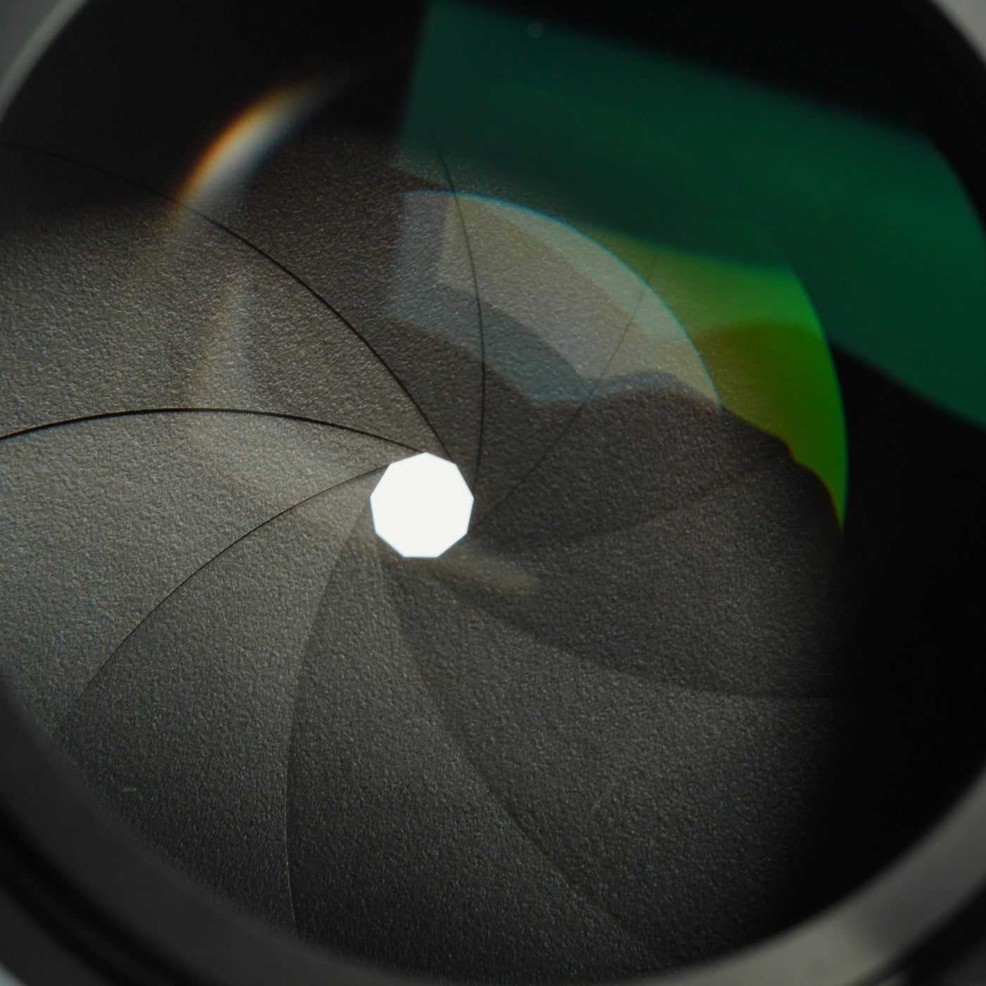 【Serviced】 Nikon Ai-S NIKKOR 85mm F/1.4 Prime Lens