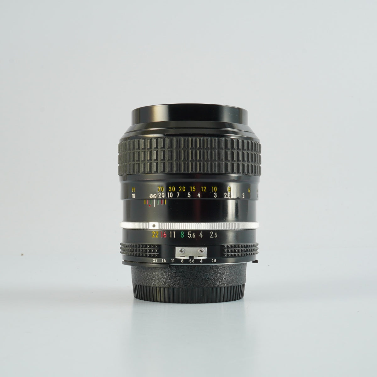 【Serviced】 Nikon Ai NIKKOR 105mm F/2.5 単焦点レンズ