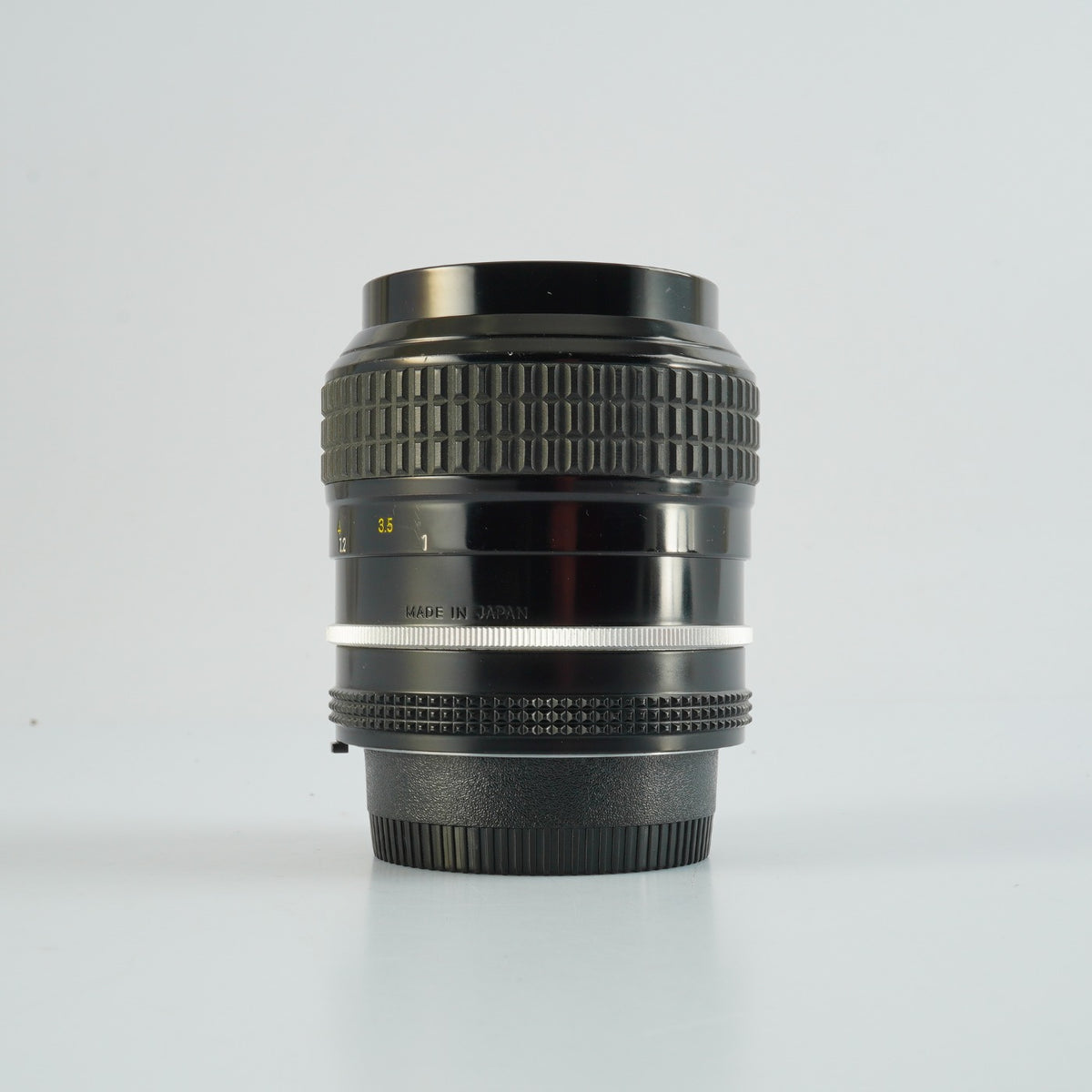 【Serviced】 Nikon Ai NIKKOR 105mm F/2.5 単焦点レンズ