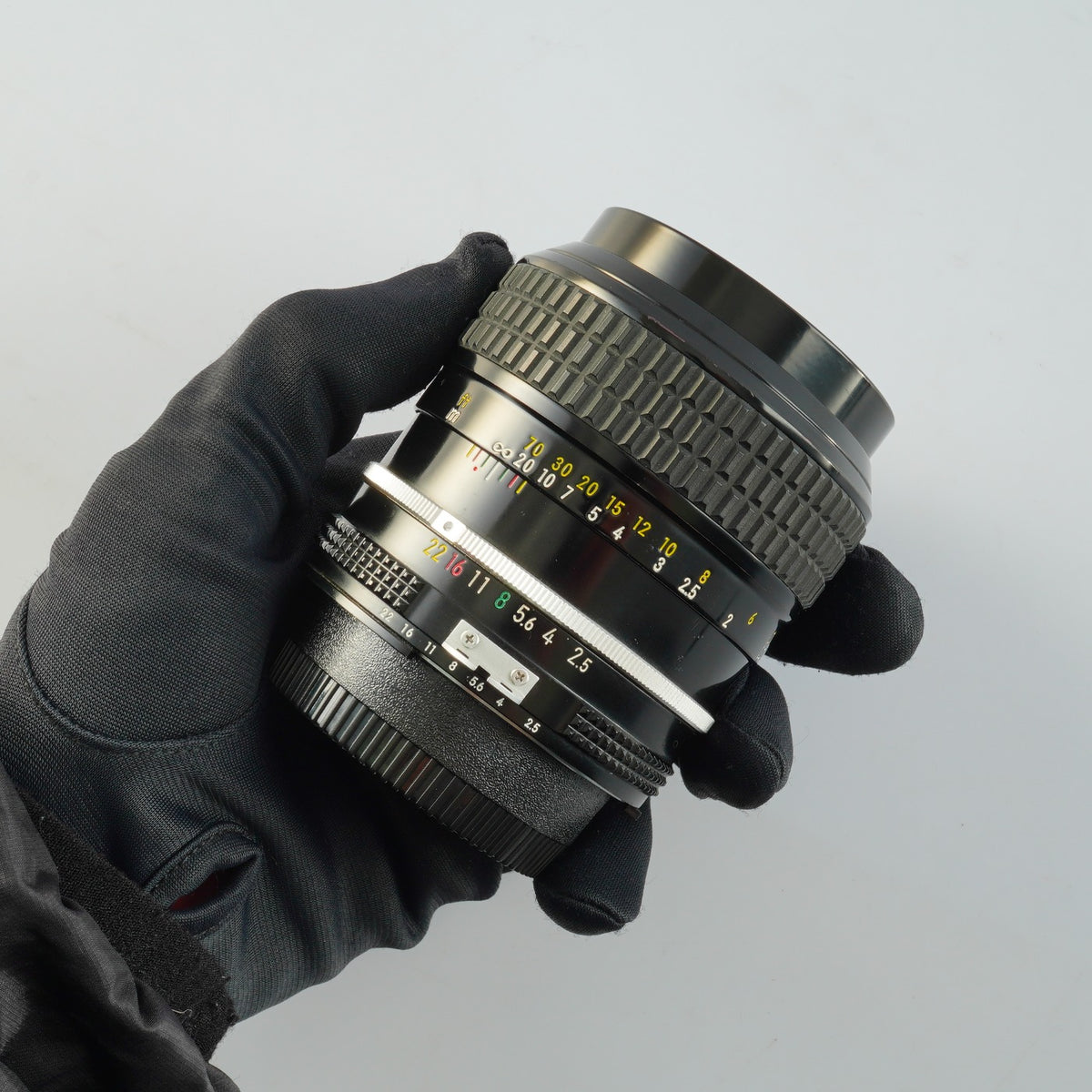 【Serviced】 Nikon Ai NIKKOR 105mm F/2.5 単焦点レンズ