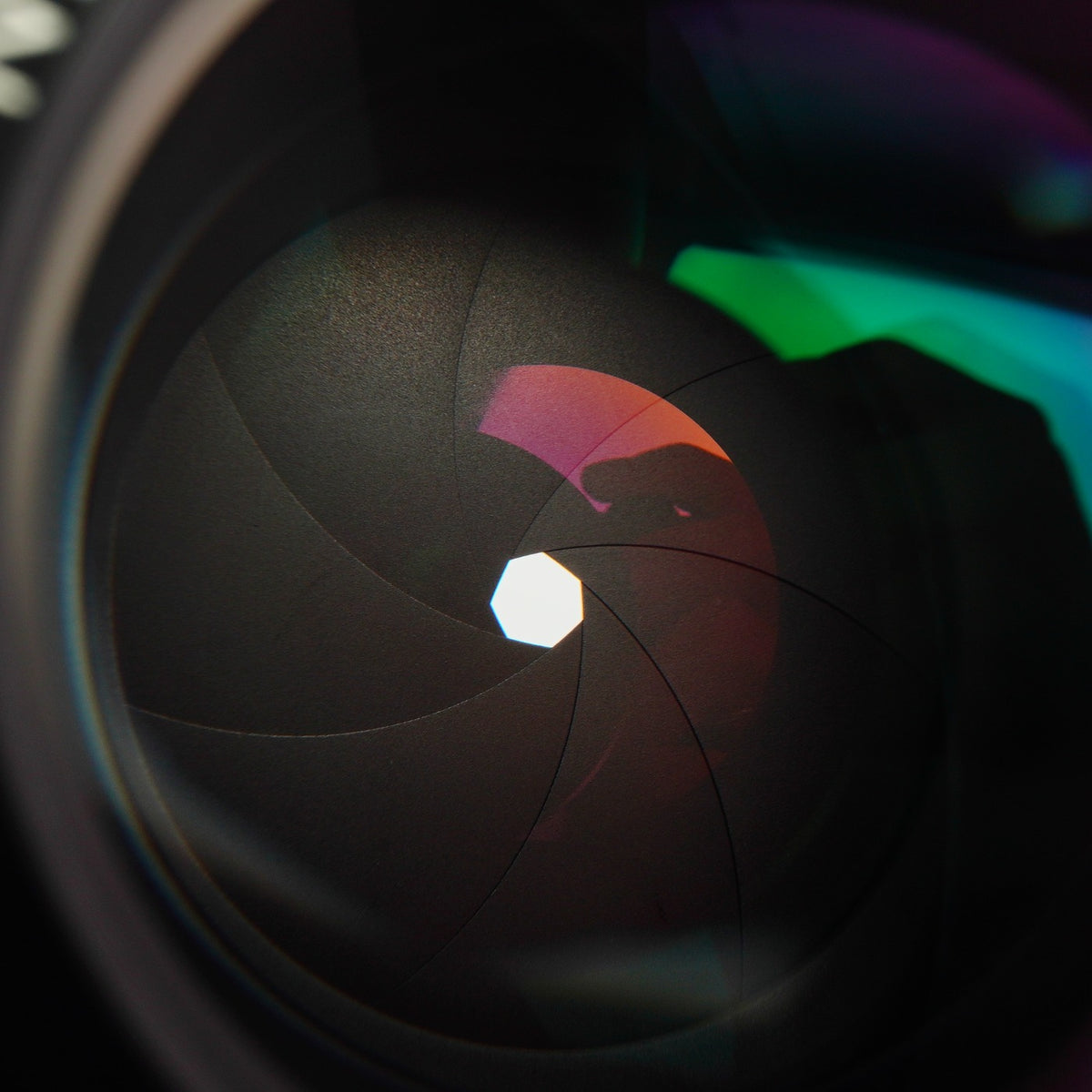 【Serviced】 Nikon Ai NIKKOR 105mm F/2.5 単焦点レンズ