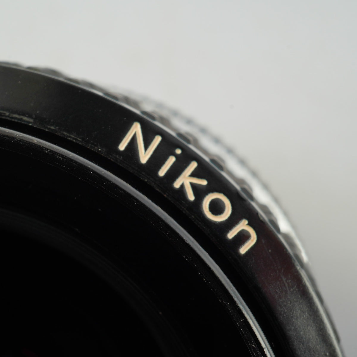 Nikon Ai Nikkor 28mm F/2.8 単焦点レンズ