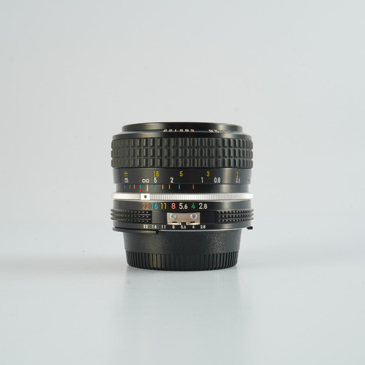 Nikon Ai Nikkor 28mm F/2.8 単焦点レンズ