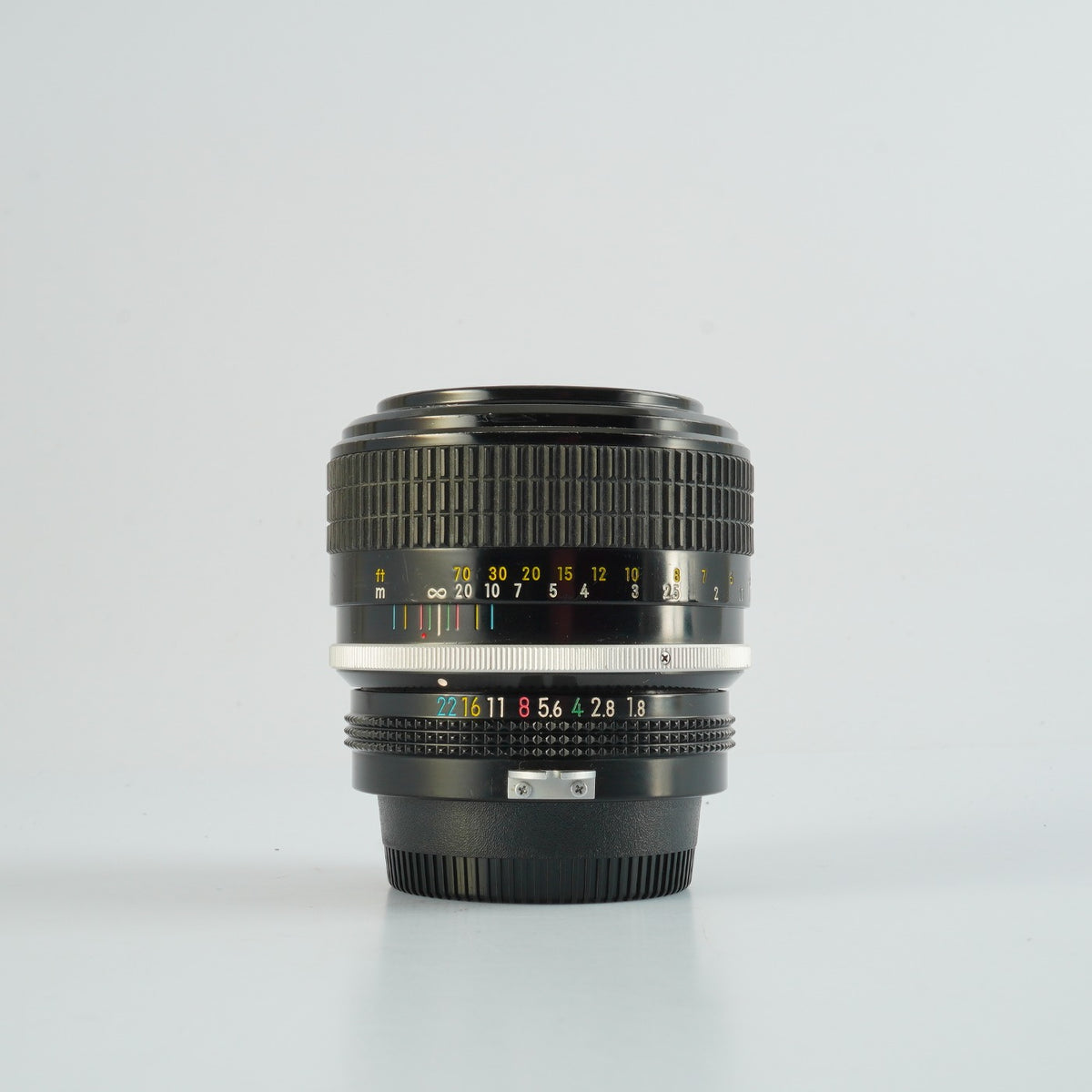 Nikon 非Ai New Nikkor 85mm F/1.8 単焦点レンズ