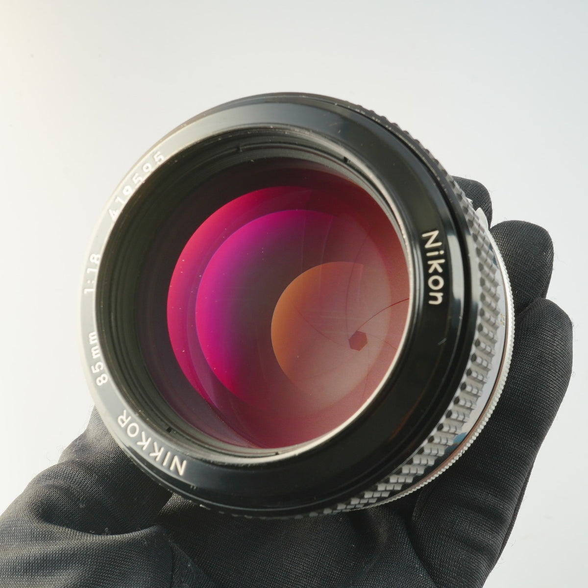 Nikon 非Ai New Nikkor 85mm F/1.8 単焦点レンズ