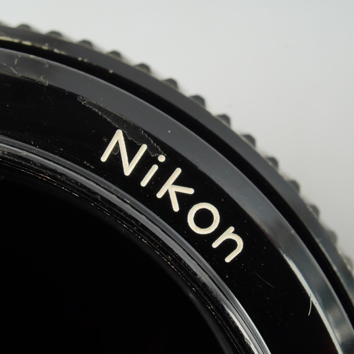 Nikon 非Ai New Nikkor 85mm F/1.8 単焦点レンズ