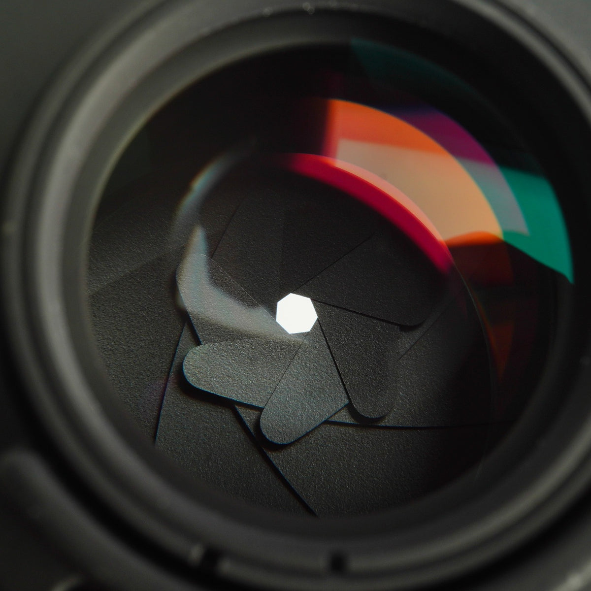 【Serviced】 Nikon Ai-S NIKKOR 35mm F/2 単焦点レンズ